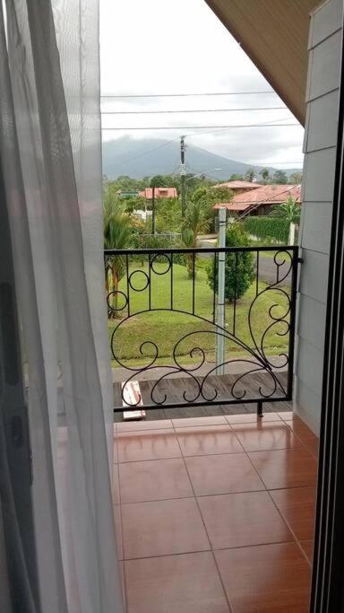 Casa De Las Rosas Volcan Arenal La Fortuna Buitenkant foto